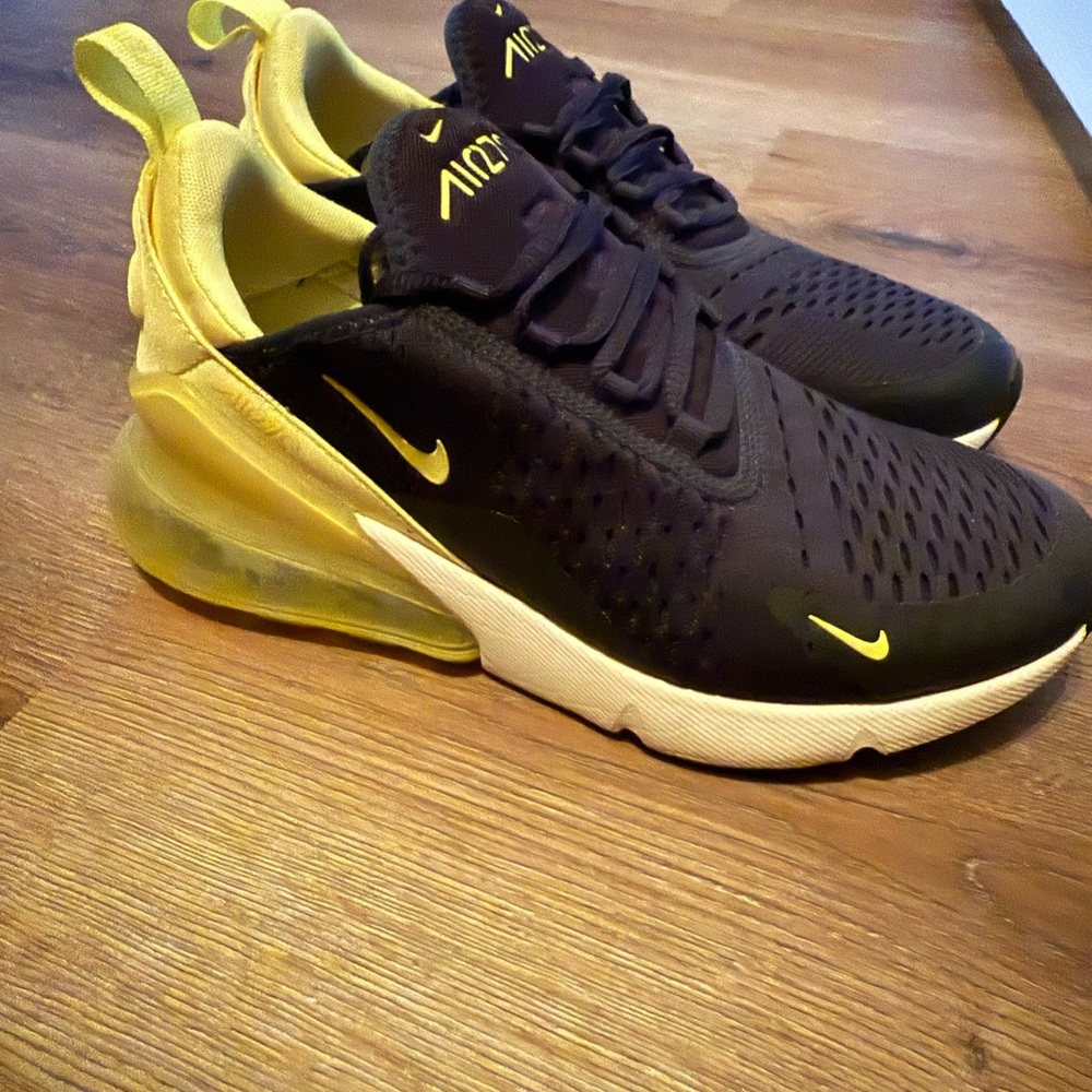 Nike Air Max 270 Blue and Yellow Trainers